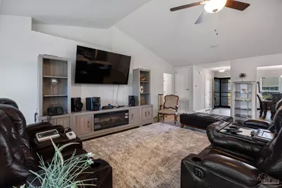 3527 Bonfire Ln, Pensacola, FL 32526 - Photo 7