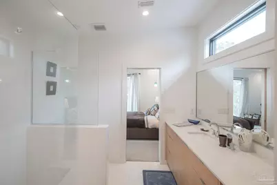 146 Highpoint Dr, Gulf Breeze, FL 32561 - Photo 45