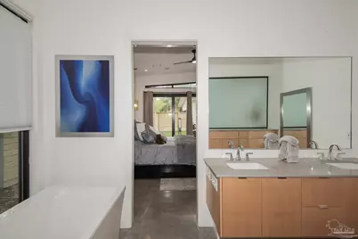 146 Highpoint Dr, Gulf Breeze, FL 32561 - Photo 57