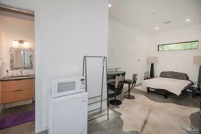 146 Highpoint Dr, Gulf Breeze, FL 32561 - Photo 59