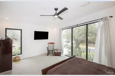 146 Highpoint Dr, Gulf Breeze, FL 32561 - Photo 41