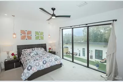 146 Highpoint Dr, Gulf Breeze, FL 32561 - Photo 47