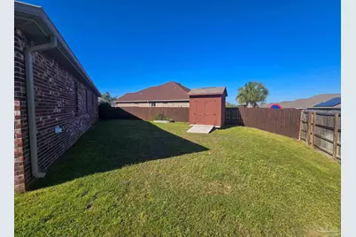 3451 Pelican Bay Cir, Gulf Breeze, FL 32563 - Photo 39