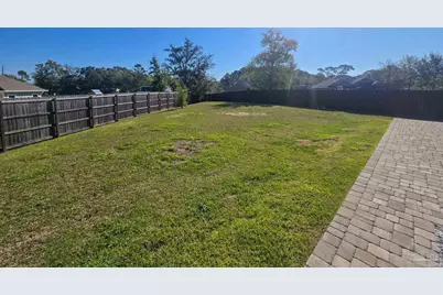 3451 Pelican Bay Cir, Gulf Breeze, FL 32563 - Photo 43