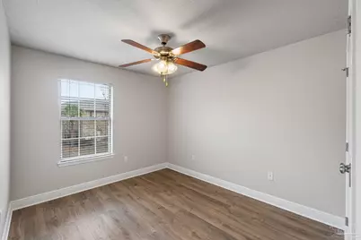 8868 Brown Pelican Cir, Navarre, FL 32566 - Photo 23