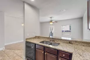 8868 Brown Pelican Cir, Navarre, FL 32566 - Photo 15