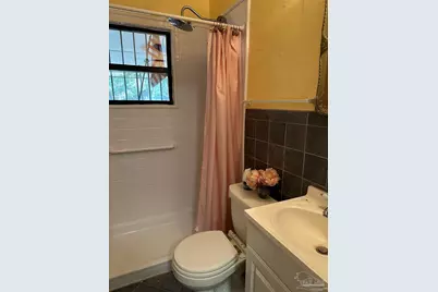 4694 Kingston Dr, Pensacola, FL 32526 - Photo 17