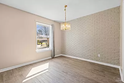 8229 Ridgefield Rd, Pensacola, FL 32514 - Photo 3