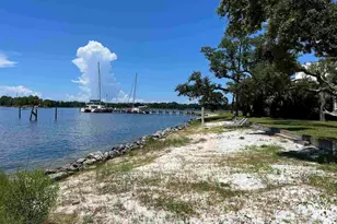 634 Silvershore Dr, Pensacola, FL 32507 - Photo 13