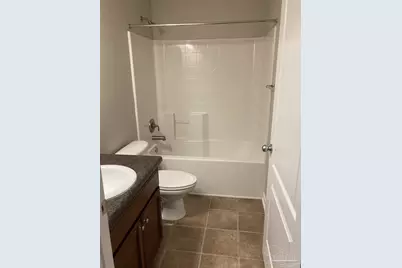 8770 Kennedy Dr, Pensacola, FL 32506 - Photo 33