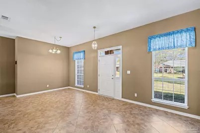 4879 Laurel Oak Dr, Pace, FL 32571 - Photo 5