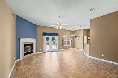 4879 Laurel Oak Dr, Pace, FL 32571 - Photo 9