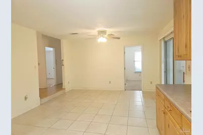 6412 W Fairfield Dr, Pensacola, FL 32506 - Photo 13