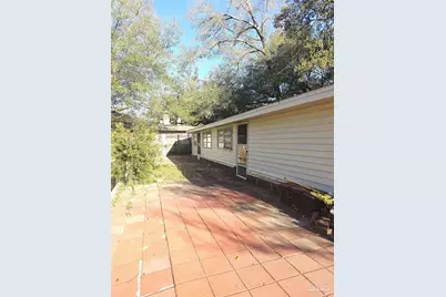 6412 W Fairfield Dr, Pensacola, FL 32506 - Photo 27