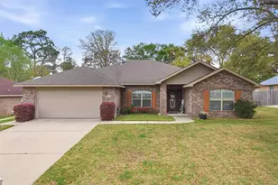 8435 Ferlon Ave, Pensacola, FL 32526 - Photo 1