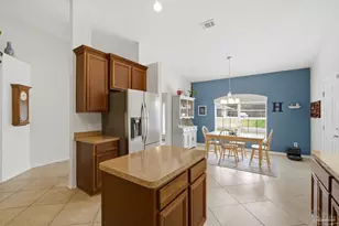 8435 Ferlon Ave, Pensacola, FL 32526 - Photo 11