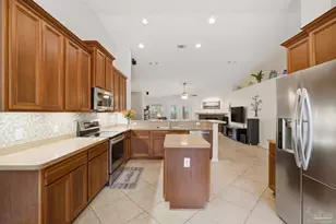 8435 Ferlon Ave, Pensacola, FL 32526 - Photo 9