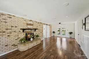 10841A Luker Way, Jay, FL 32565 - Photo 9