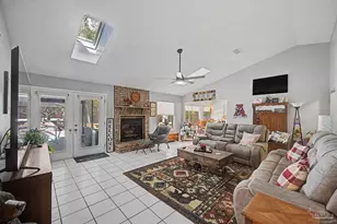 5029 N Forest Creek Dr, Pace, FL 32571 - Photo 9