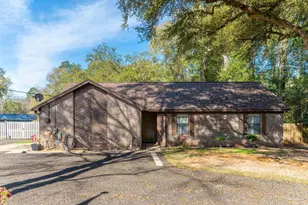 5029 N Forest Creek Dr, Pace, FL 32571 - Photo 5