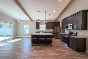 1608 Toni St, Pensacola, FL 32504 - Photo 9