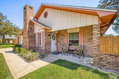 2176 Calle De Cantabria, Navarre, FL 32566 - Photo 1