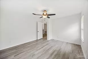 1710 Ivalea Cir, Navarre, FL 32566 - Photo 15