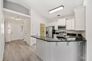 1710 Ivalea Cir, Navarre, FL 32566 - Photo 9