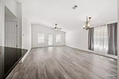 1710 Ivalea Cir, Navarre, FL 32566 - Photo 5