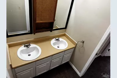 8210 Kipling St #B, Pensacola, FL 32514 - Photo 11