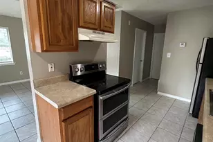 676 S 72nd Ave, Pensacola, FL 32506 - Photo 7