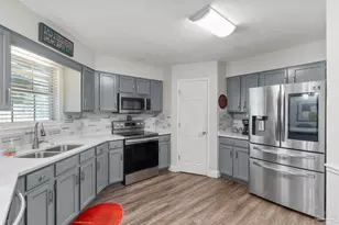 10925 Oak Valley Cir, Pensacola, FL 32506 - Photo 9