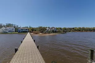 3 W Cypress Pt W, Pensacola, FL 32514 - Photo 9