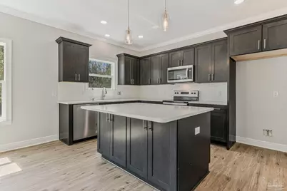 1301 Dr Martin Luther King Jr Dr, Pensacola, FL 32503 - Photo 11