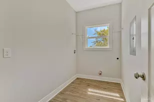 1301 Dr Martin Luther King Jr Dr, Pensacola, FL 32503 - Photo 29