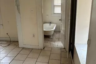 115 N I St, Pensacola, FL 32501 - Photo 7