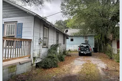 115 N I St, Pensacola, FL 32501 - Photo 13