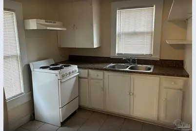 115 N I St, Pensacola, FL 32501 - Photo 29