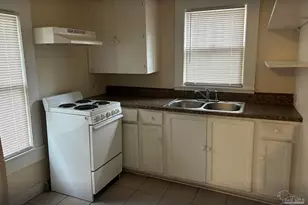 115 N I St, Pensacola, FL 32501 - Photo 29
