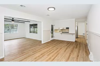 7605 Harvey St, Pensacola, FL 32506 - Photo 9