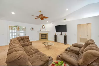 7220 Annandale Dr, Pensacola, FL 32526 - Photo 13