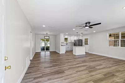 3200 E Avery St, Pensacola, FL 32503 - Photo 9