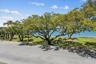 902 Bayou Blvd, Pensacola, FL 32503 - Photo 35