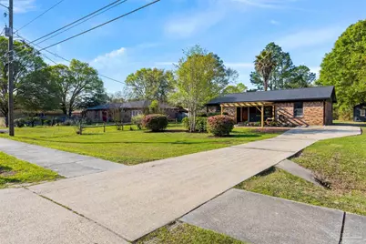 1027 Dog Track Rd, Pensacola, FL 32506 - Photo 1