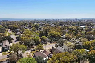 1028 E Lloyd St, Pensacola, FL 32503 - Photo 29