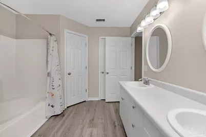 2227 Parker Pl Ct, Navarre, FL 32566 - Photo 17