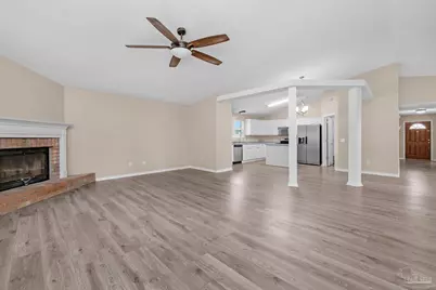 2227 Parker Pl Ct, Navarre, FL 32566 - Photo 9