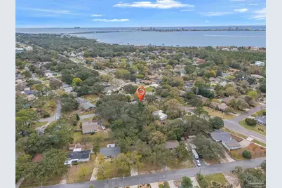 306 Shoreline Dr, Gulf Breeze, FL 32561 - Photo 39