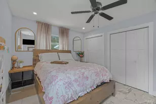306 Shoreline Dr, Gulf Breeze, FL 32561 - Photo 25