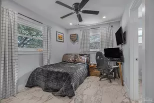 306 Shoreline Dr, Gulf Breeze, FL 32561 - Photo 29